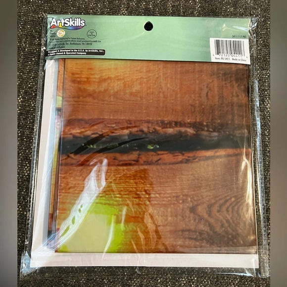 NWT Wooden Fence Giant Photo Booth Backdrop - Picture 2 of 2